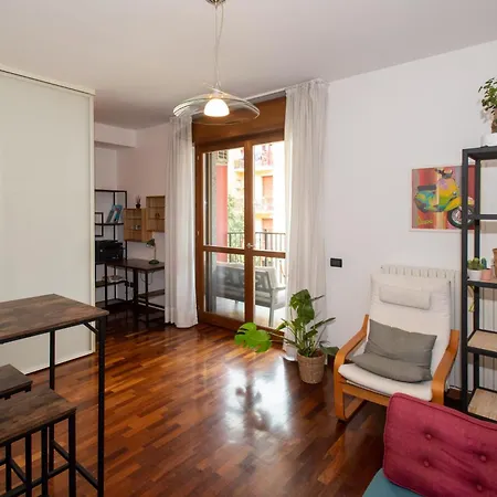10 Minutes Duomo-elegant Appartement Milaan
