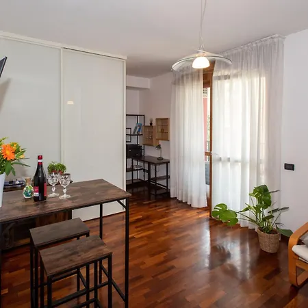 10 Minutes Duomo-elegant Appartement