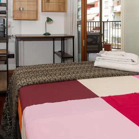 דירה 10 Minutes Duomo-elegant מילאנו