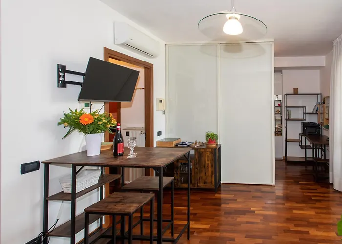10 Minutes Duomo-elegant Apartment