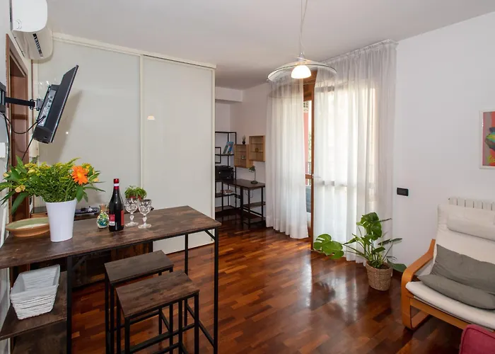 10 Minutes Duomo-elegant Apartment